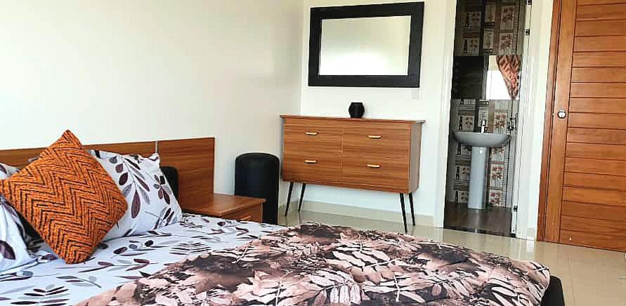 Meublees Avenue Cheikh Anta Diop Bed and breakfast