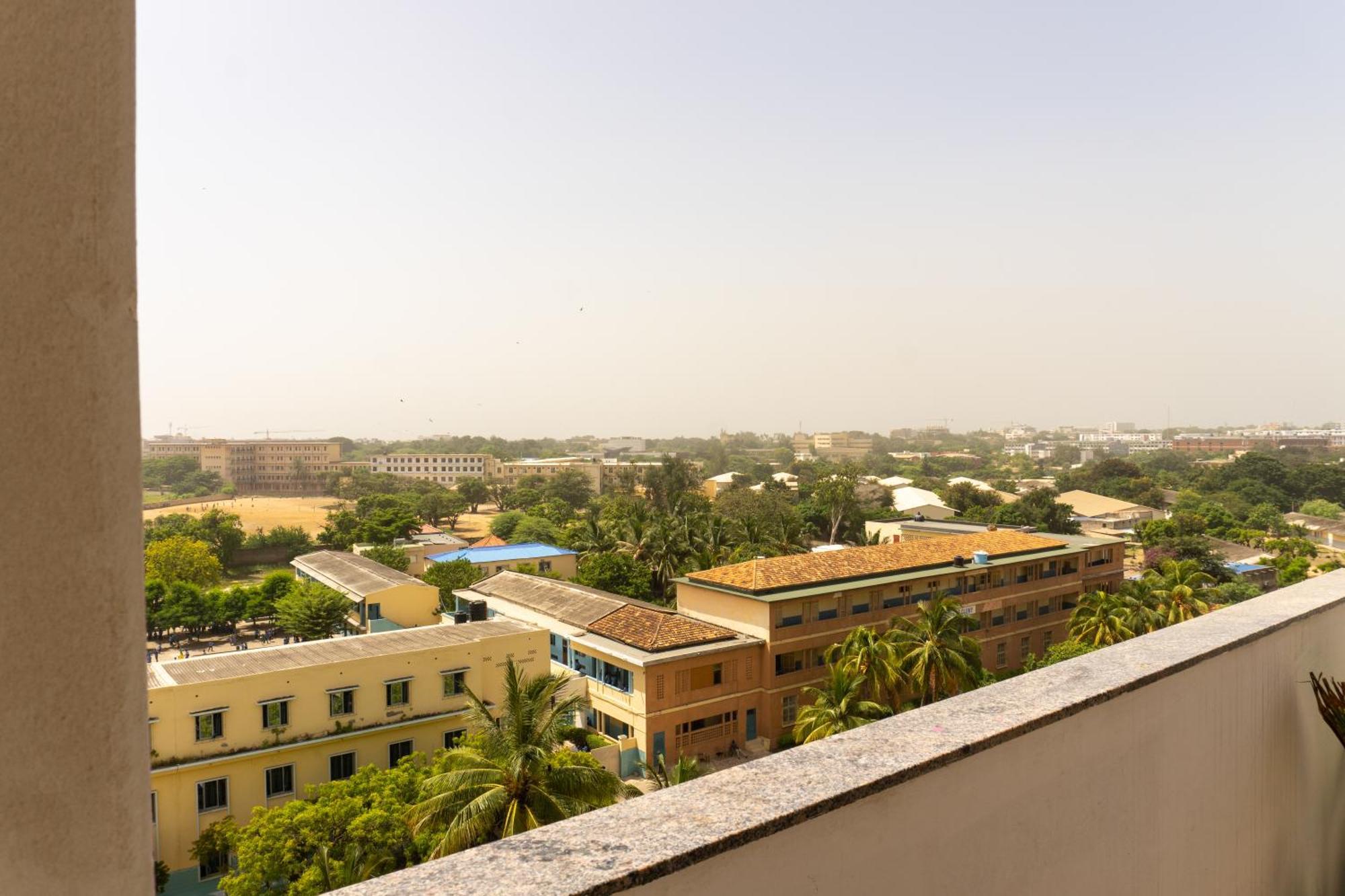 Meublees Avenue Cheikh Anta Diop Bed and breakfast